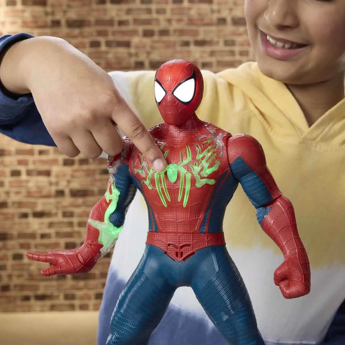 G3408 Spider-Man Aksiyon Figürü - Sesli ve Işıklı Brand New Day — görsel 4