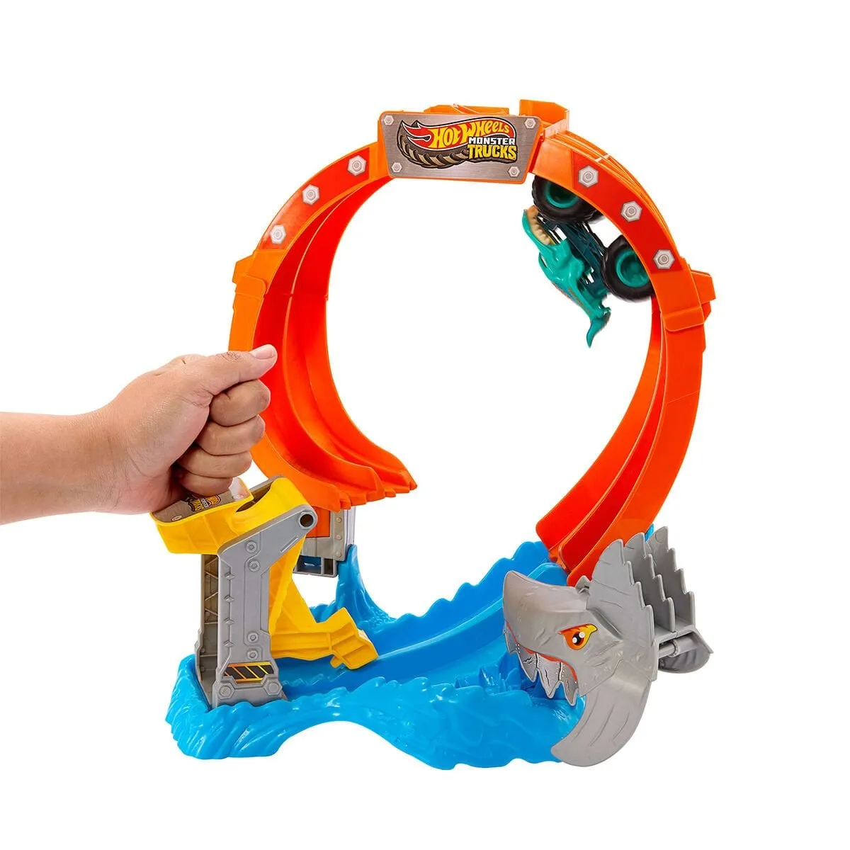 Hot Wheels Monster Trucks Dönen Corkscrew Shark Çarpışması — görsel 2