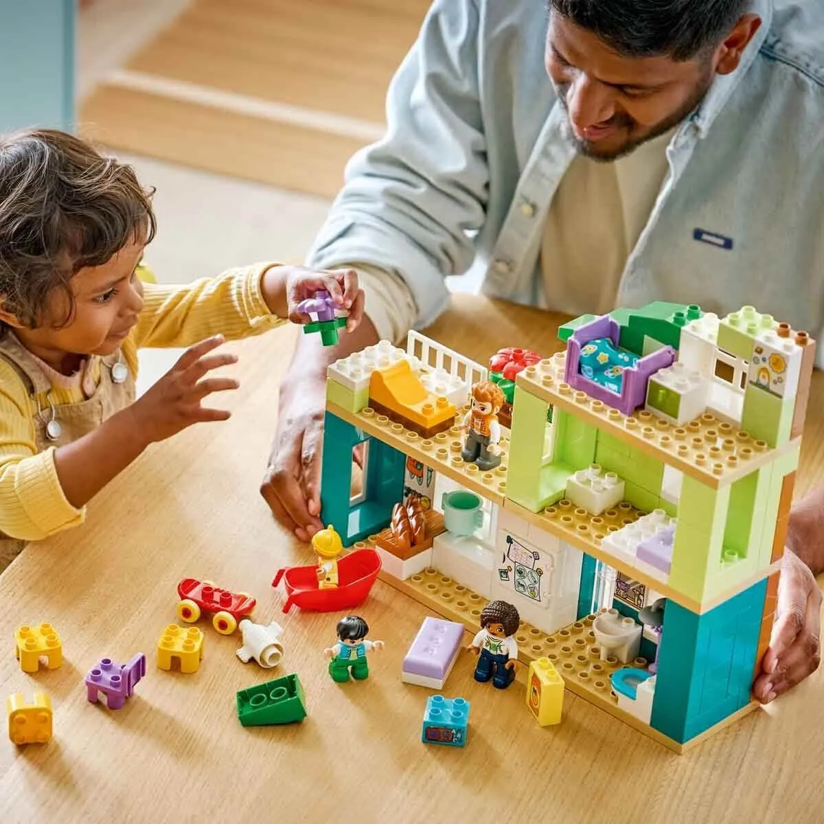 Lego Duplo 3ü1 arada Figürlü Modern Aile Evi 166 parça +2 yaş — görsel 4