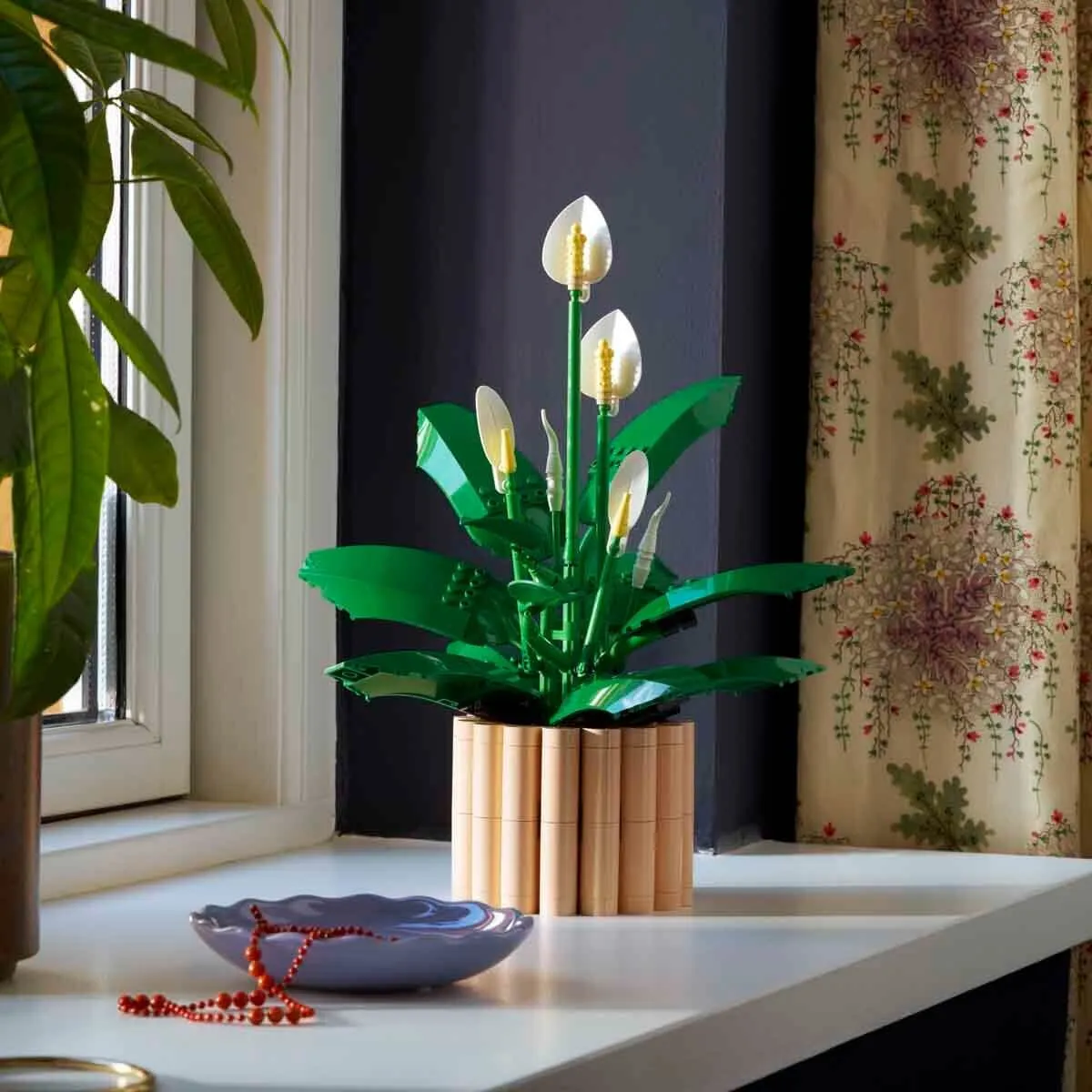 Lego Botanicals Barış Çiçeği - Pace Lily 474 parça +18 yaş — görsel 4