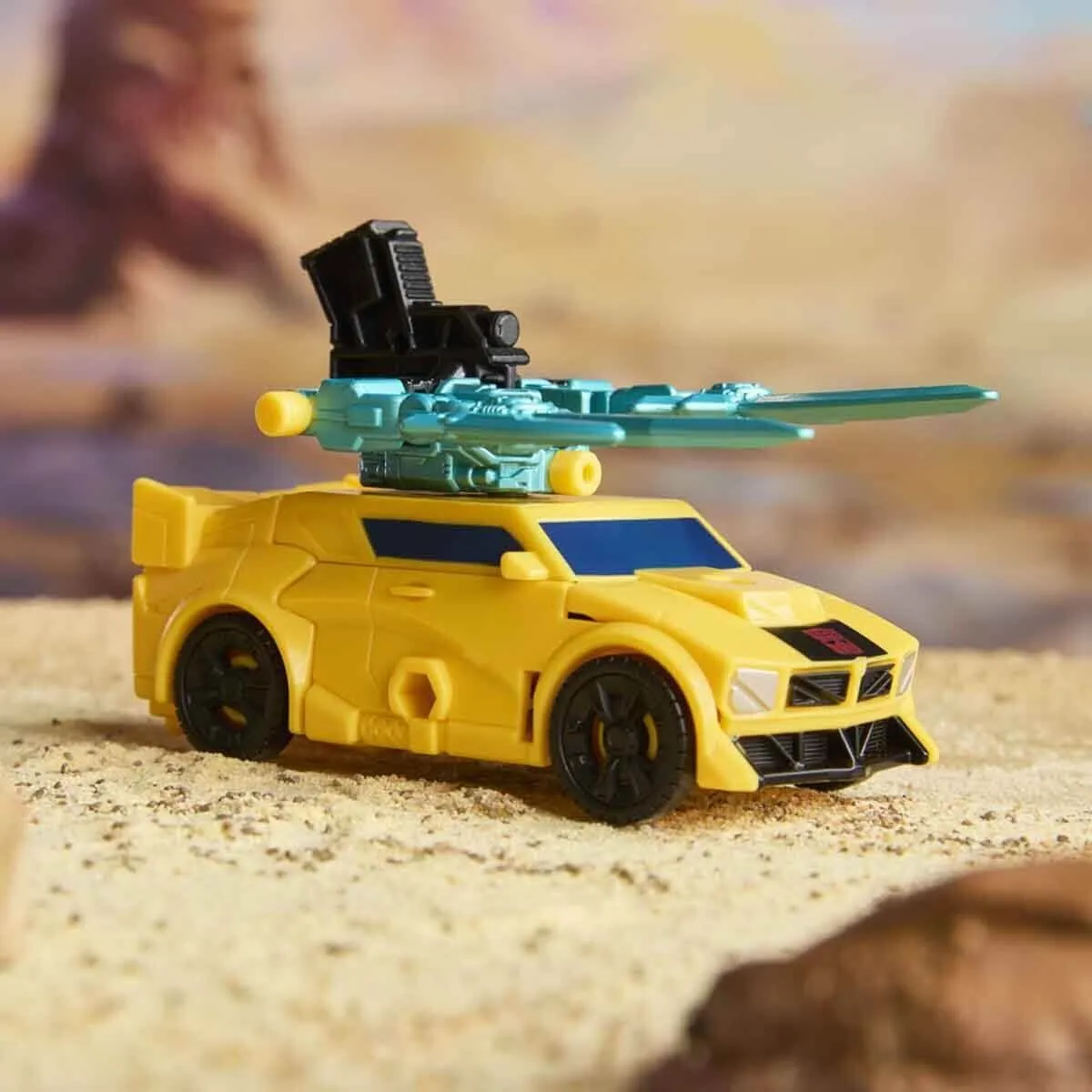 Transformers Cyberworld Zırhlı Siber Dönüşen Araba — görsel 5